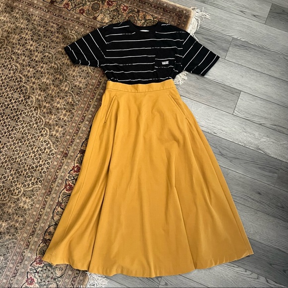 niko and… • floor length skirt • - Picture 2 of 4